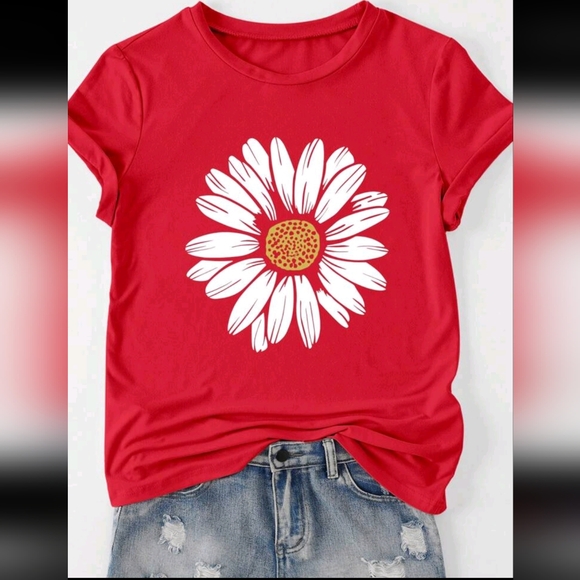 SHEIN Tops - Daisy Graphic Women's Top Red